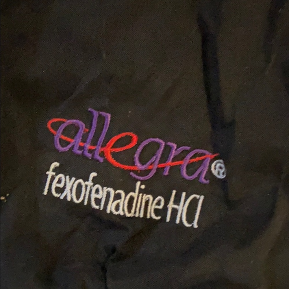 Weatherproof windbreaker - Picture 4 of 4